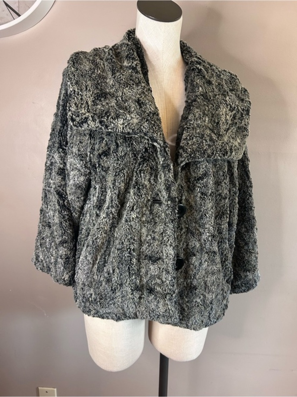 CAbi Gray Plush Faux Fur Shrug Jacket xl